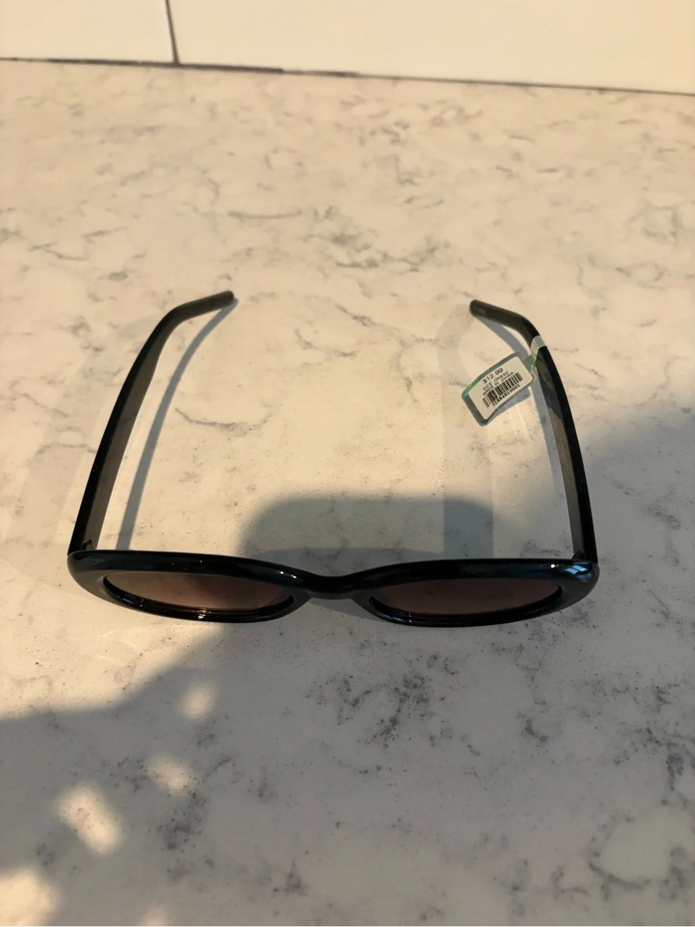 Black Oval Women’s Sunglasses